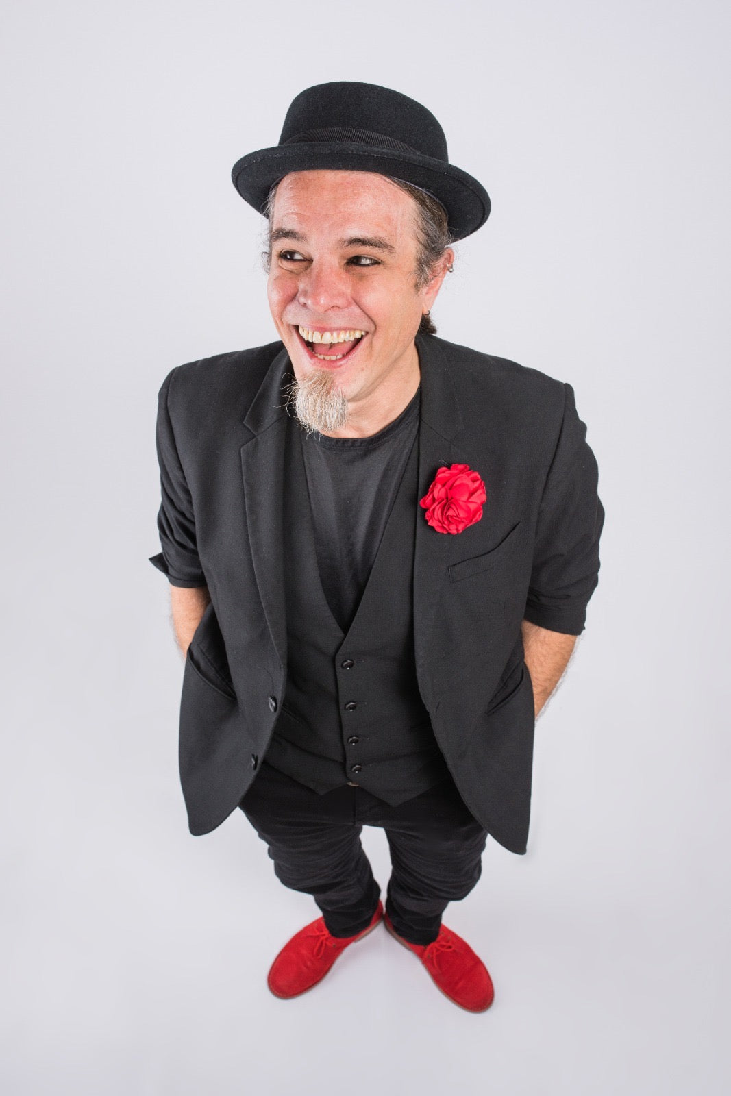 13 de Junio. 20:30H                        CARLOS ADRIANO